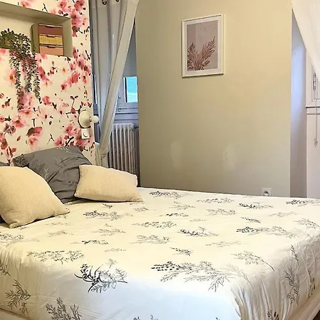 Гостевой дом Cremant - Maison Bossoreil 3*